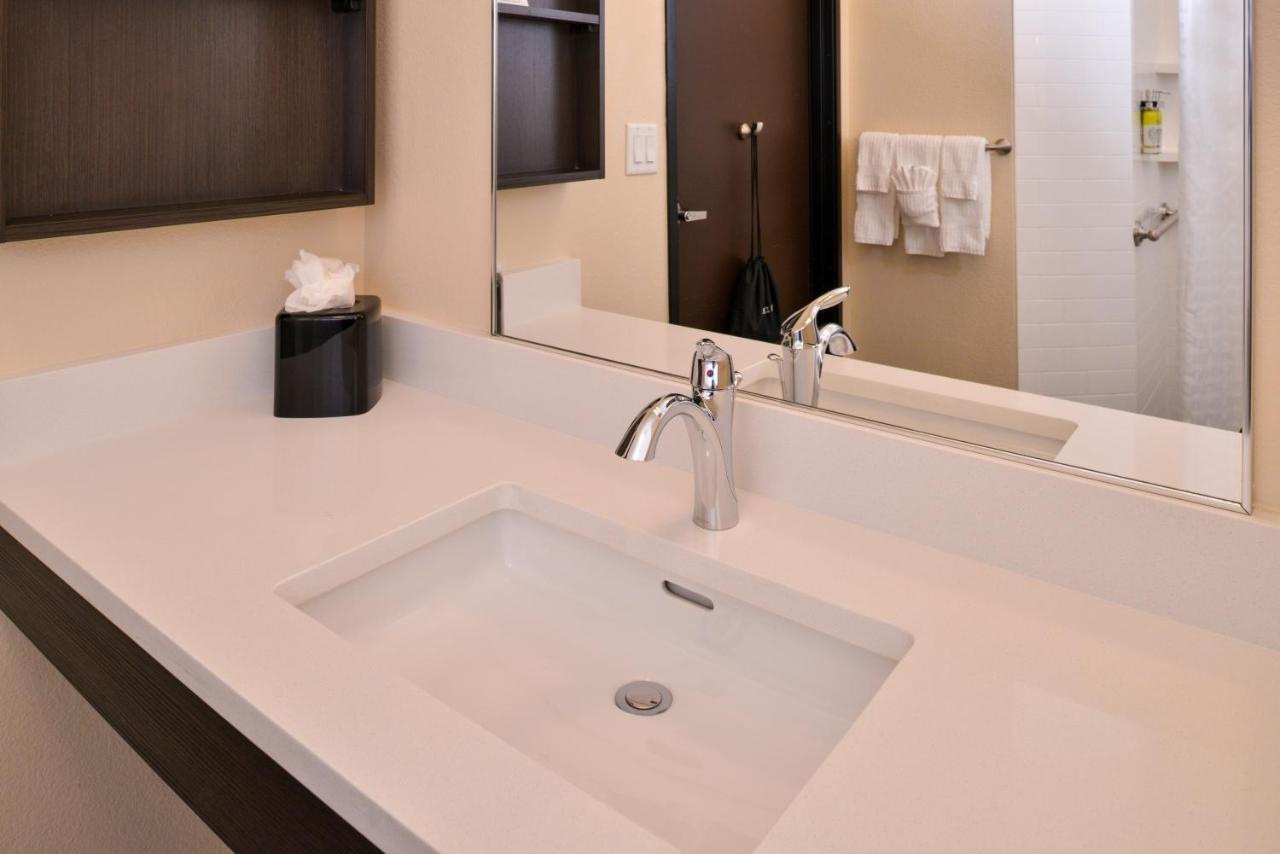 Candlewood Suites - Austin Airport By Ihg Exterior photo