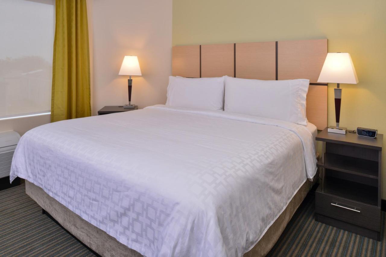 Candlewood Suites - Austin Airport By Ihg Exterior photo