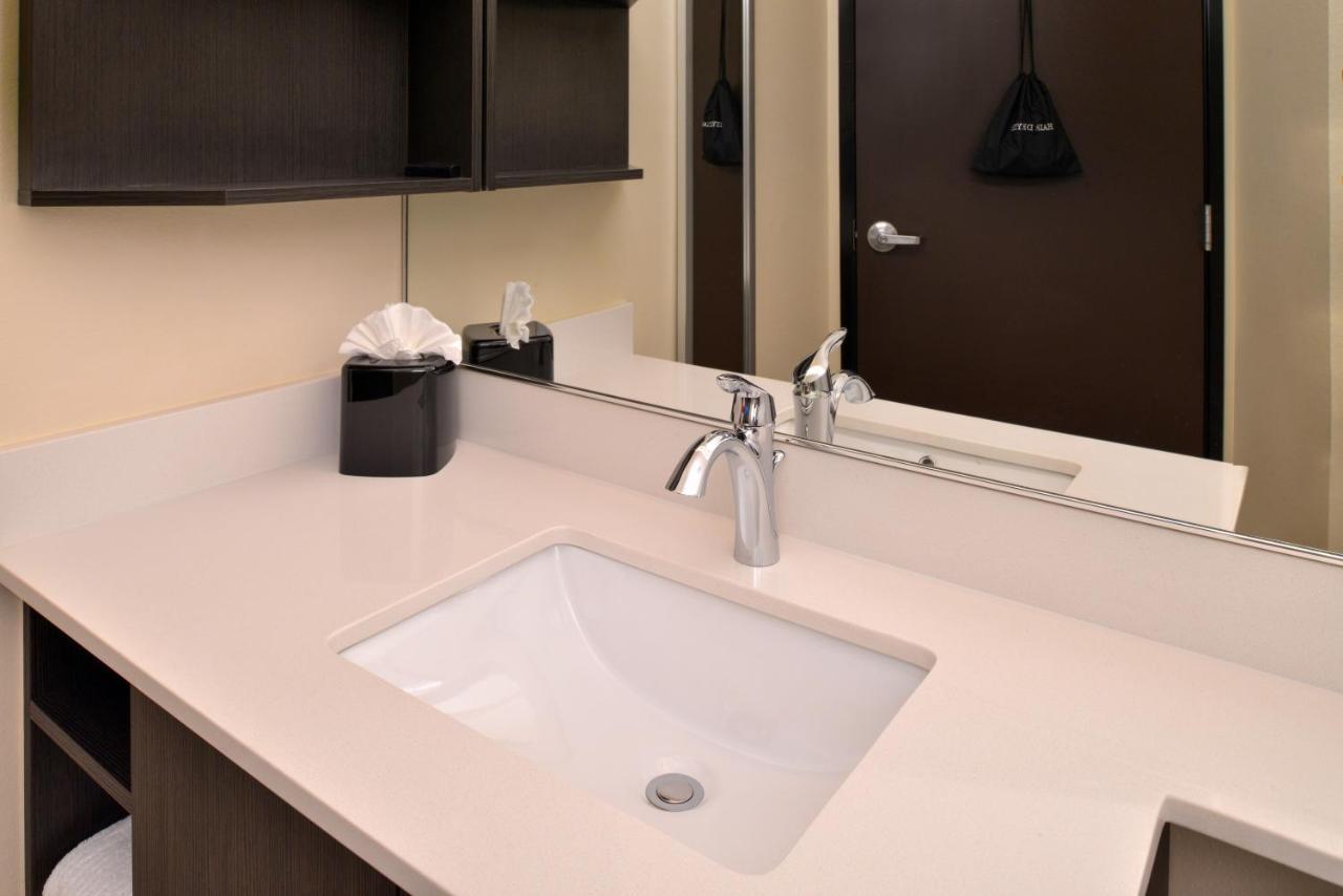 Candlewood Suites - Austin Airport By Ihg Exterior photo